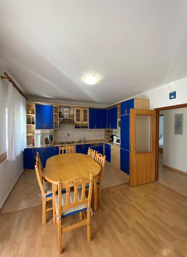 App Ratkovic Apartment Novi Vinodolski Exterior foto